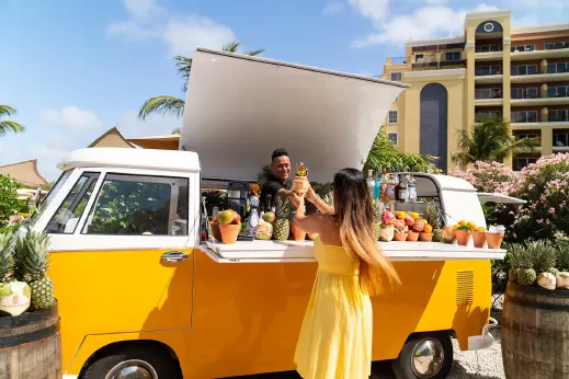 Aruba_where_to_eat_Madero_Pop-Up_Bar_Ritz
