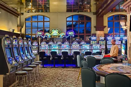 /Discover_Aruba/casino-at-the-hyatt-regency-3.jpeg