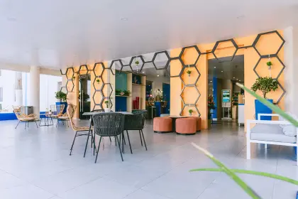 /Discover_Aruba/tryp_2.jpg