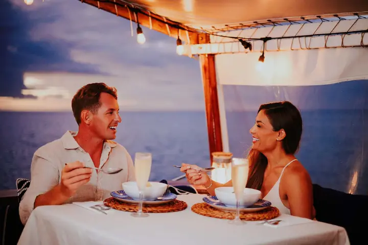 Exclusive_Dinner_Cruise_Pelican_Adventures_(13)_-_verkleind