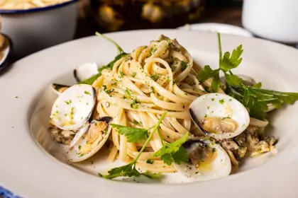 /LINGUINE-VONGOLE.webp