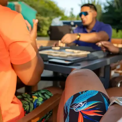 Sun_Kulture_dominos
