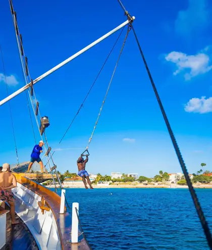 /book_tours/gallery-list/Aruba-Party-Boat8.jpg