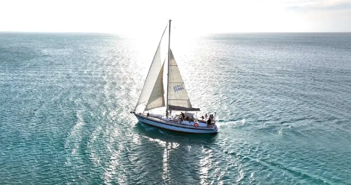tropical sailing