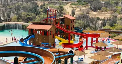 waterpark-aruba-slides